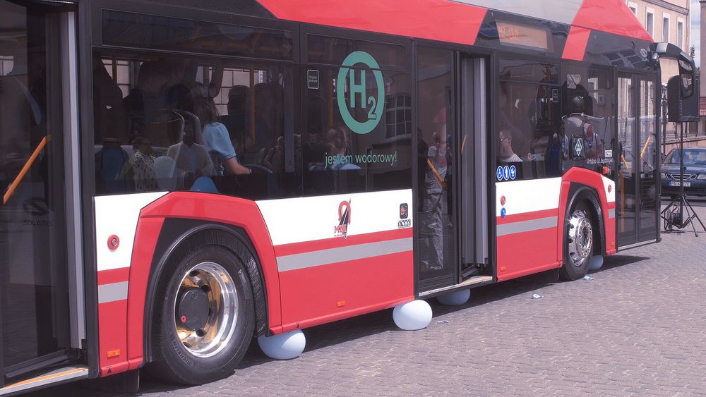 Pierwszy autobus wodorowy w Polsce wozi pasażerów w Koninie